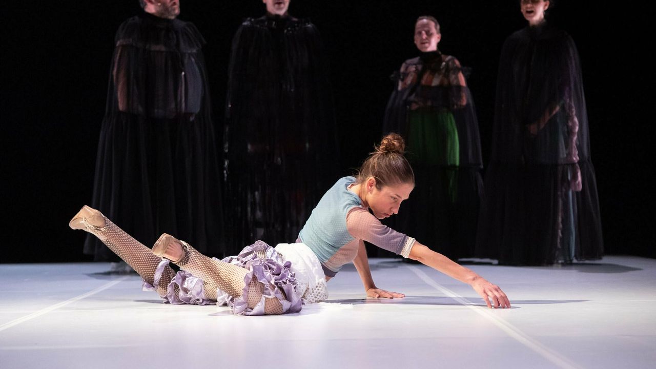 IX TEMPORADA DE DANSA -Atlas de anatomia. Paula Quintana