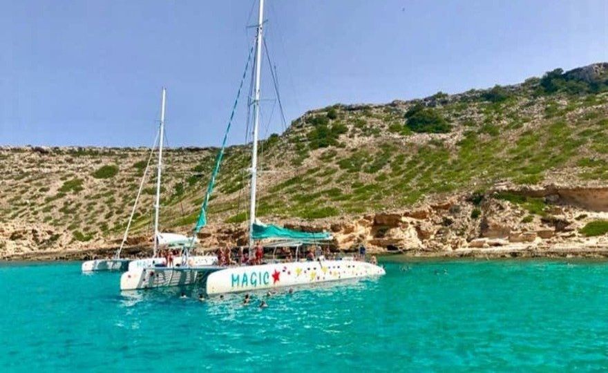 Paseo en catamarán por la bahía de Palma