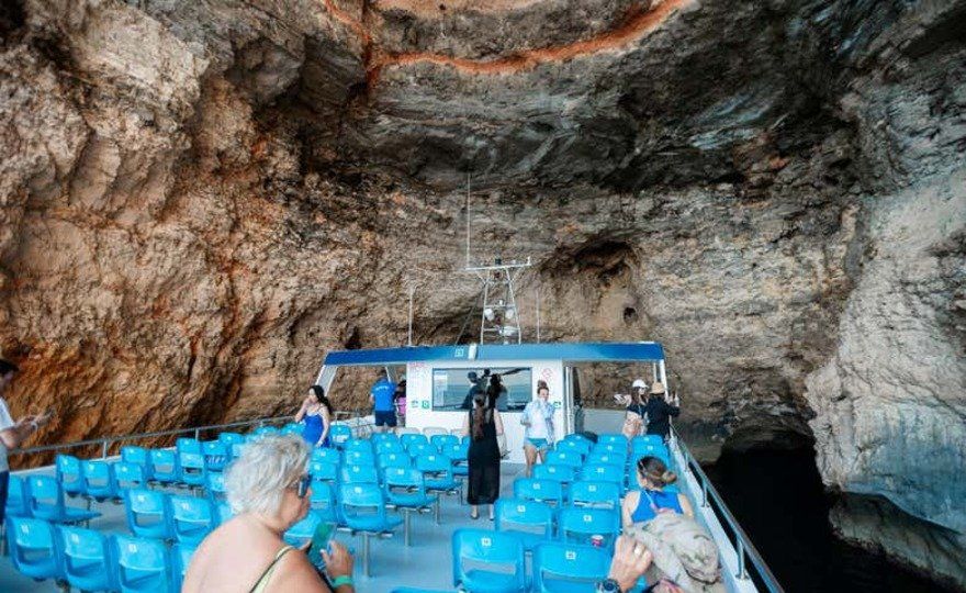 Paseo en barco por las calas de Formentera