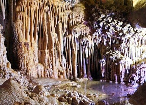 Cuevas de Génova