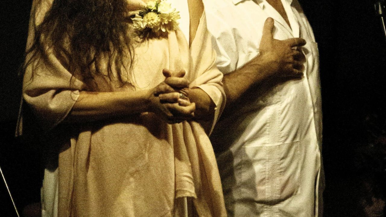 A Dos Trovando ( Història Del Bolero Cubà)