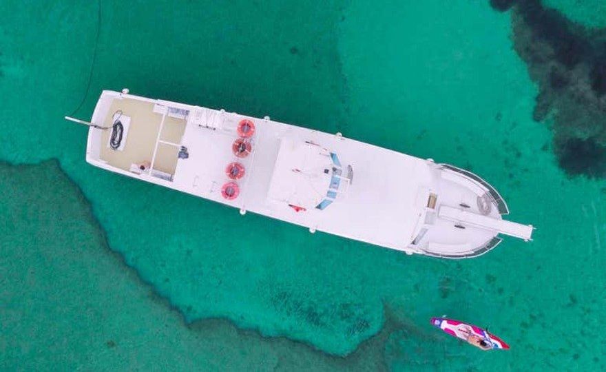 Paseo en barco por la bahía de Alcudia