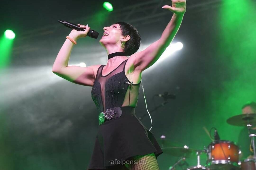 Me Colé ( Tributo a Mecano) en Es Mercadal