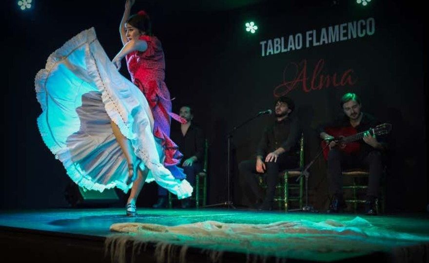 Espectáculo flamenco en el tablao Alma