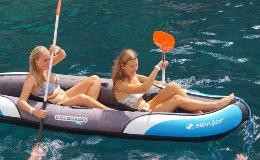 Paseo en barco por las calas de Ibiza
