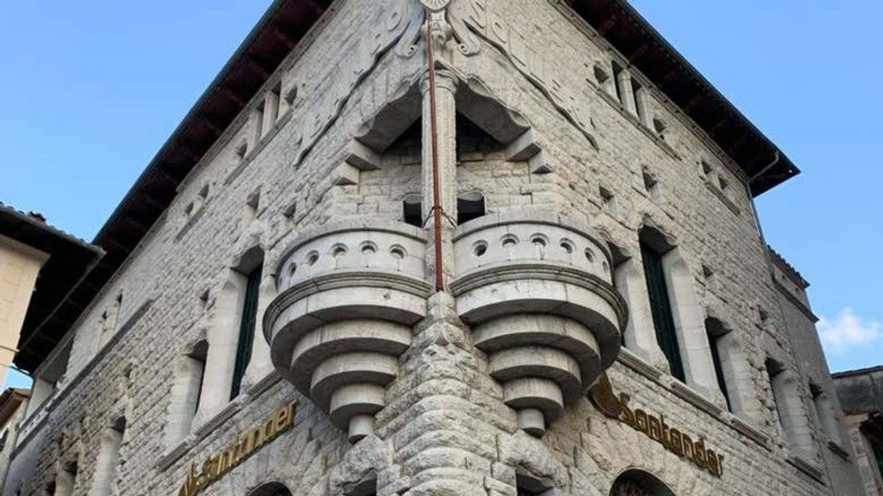 Un paseo privado por Sóller para mirar el casco antiguo con otros ojos